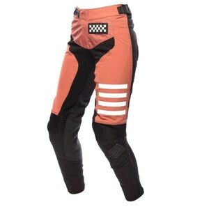 Fasthouse Women’s Mauve Moto Pant and Jersey Set